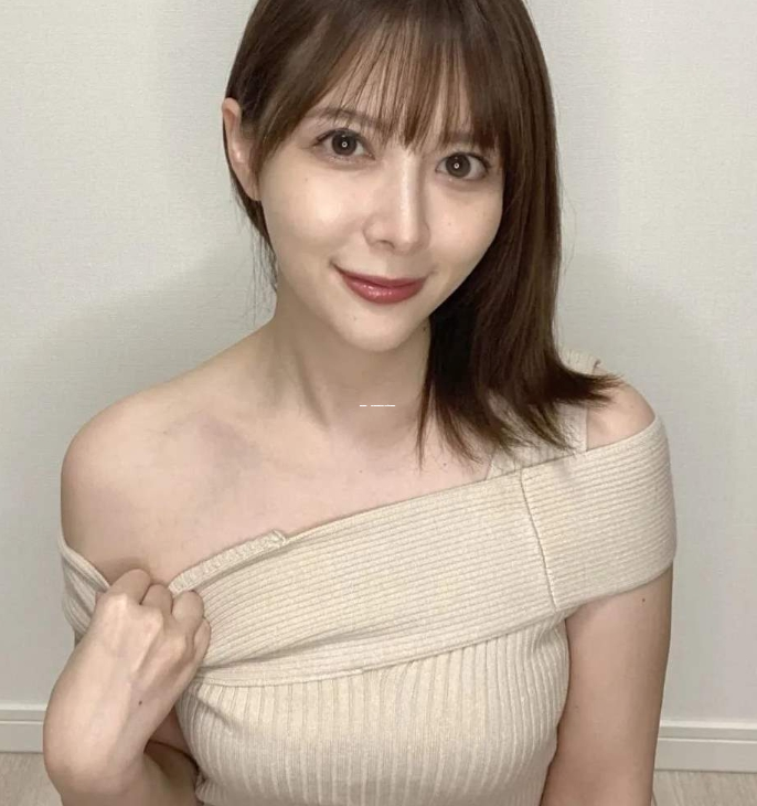 亚洲精品国产    精华液,亚洲精品国产精华液，肌肤呵护的天然选择