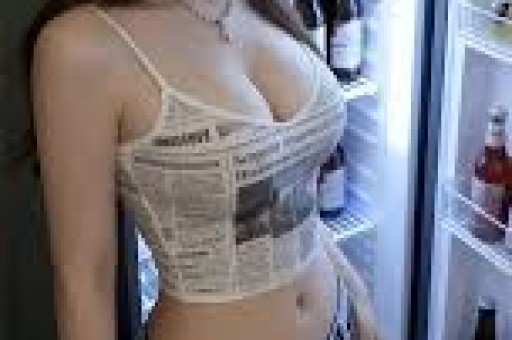 23岁网红离婚自曝17岁遭前夫设局性侵，婚后出轨