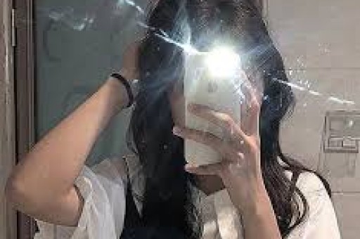网红何秋亊演唱会抄袭汪苏泷致歉，事件全回顾