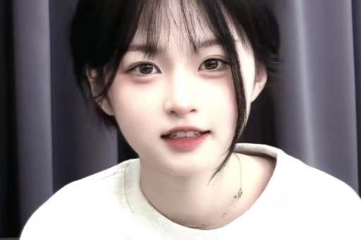 何秋亊演唱会抄袭明星？粉丝炸锅揭秘