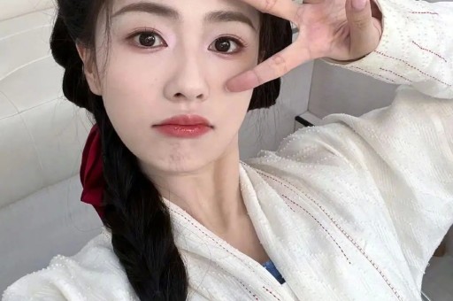 千万网红田姥姥外孙人设恐崩塌!前女友控诉家暴劈腿炒作