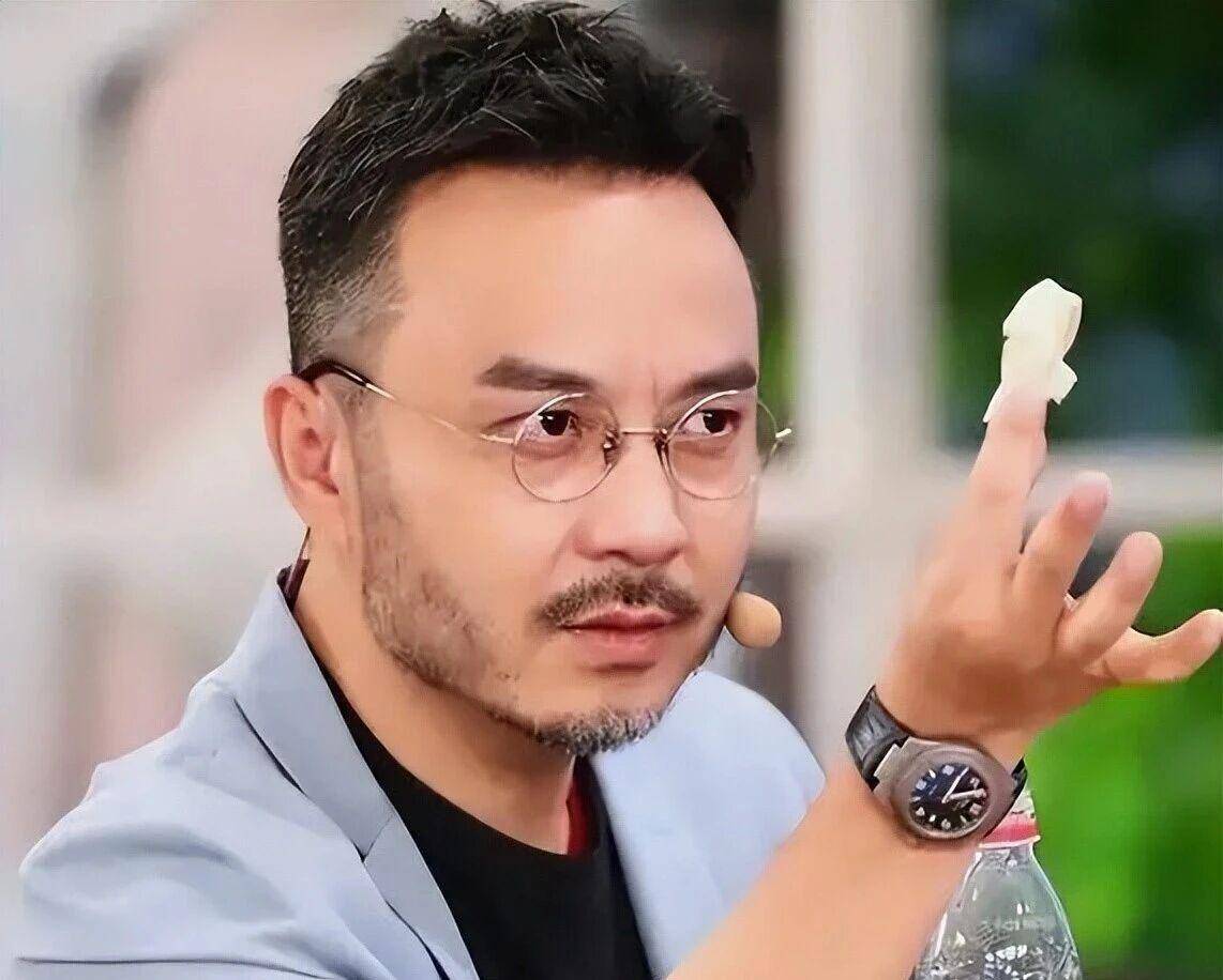 公众好感度较低的明星列表:多人代言争议,榜首涉及敏感行为