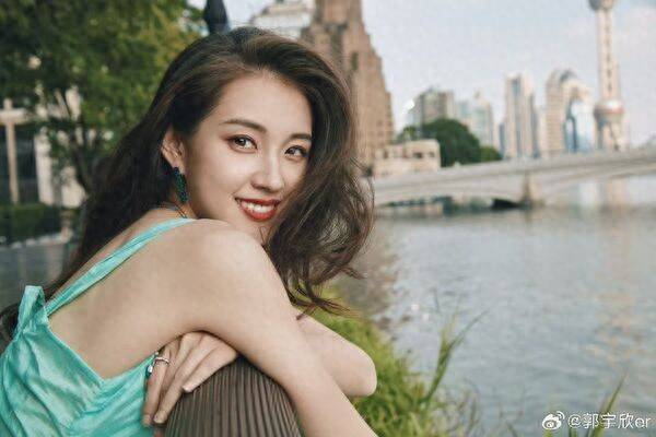 短剧女王郭宇欣翻车:录音曝光致代言全撤