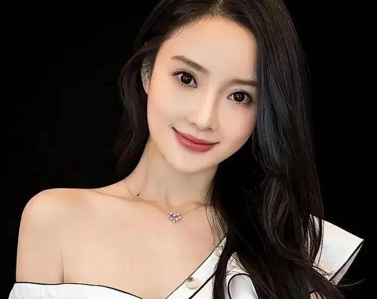 李小璐毁事业婚姻，女儿甜馨承受最重代价