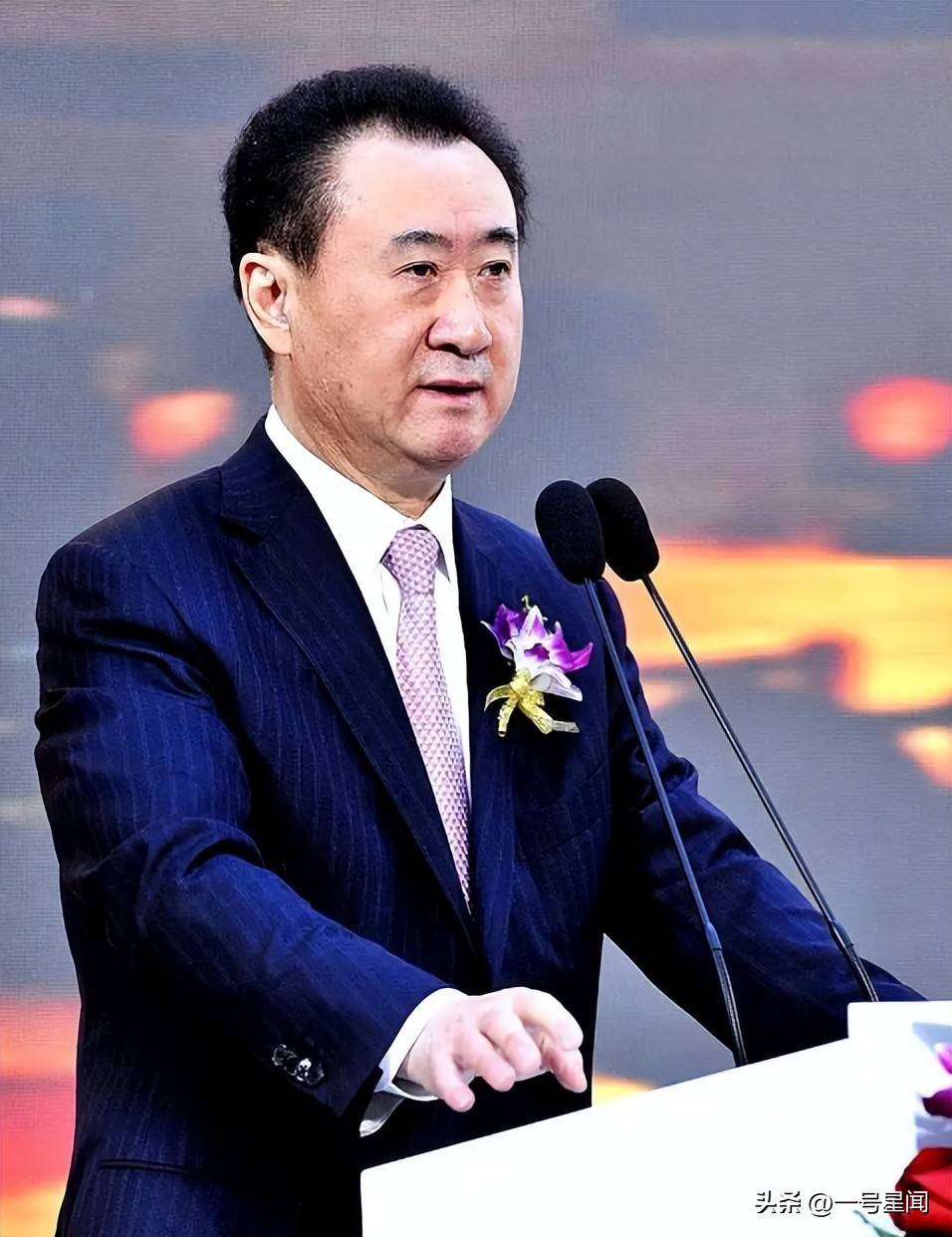 王健林财务相关传闻,黄一鸣街头事件